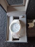 Horloge Guess wit, Ophalen of Verzenden, Gebruikt, Guess