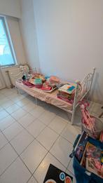 Bed eenpersoons bed 200 x 90cm kinderkamer, Kinderen en Baby's, Ophalen, Matras