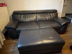 *Gereserveerd* Gratis lederen zetel en poef, Huis en Inrichting, Ophalen, Gebruikt, 100 tot 125 cm, Driepersoons