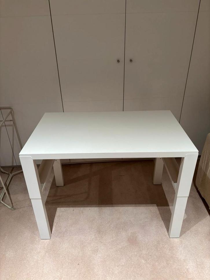 Bureau enfant blanc - Ikea PÅHL, Huis en Inrichting, Bureaus, Zo goed als nieuw, Bureau, In hoogte verstelbaar, Ophalen