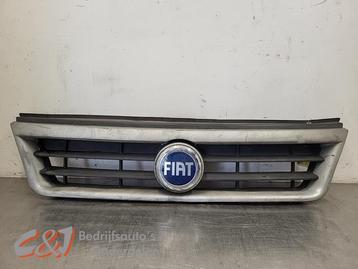 Calandre d'un Fiat Ducato (NVT), Enlèvement ou Envoi, 3 mois de garantie, Utilisé, Fiat