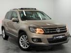 Volkswagen Tiguan 1.4 TSI  DSG - Navi - Euro6 - Toit Pano, Auto's, Monovolume, 4 cilinders, Beige, Leder