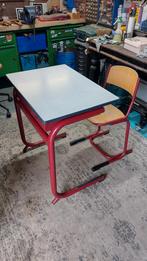 Vintage schoolbureeltje met stoeltje, Ophalen, Gebruikt, Tafel(s) en Stoel(en)
