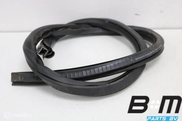 Portierrubber links of rechtsonder Audi A5 8F Cab 8F0831707B, Auto-onderdelen, Interieur en Bekleding, Gebruikt