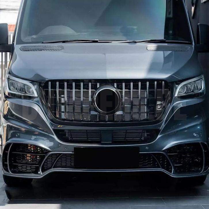 Mercedes SPRINTER W910 VOORBUMPER SPORT KEGGER PETRONAS EDIT, Auto-onderdelen, Carrosserie, Bumper, Voor, Gebruikt, 6 maanden garantie