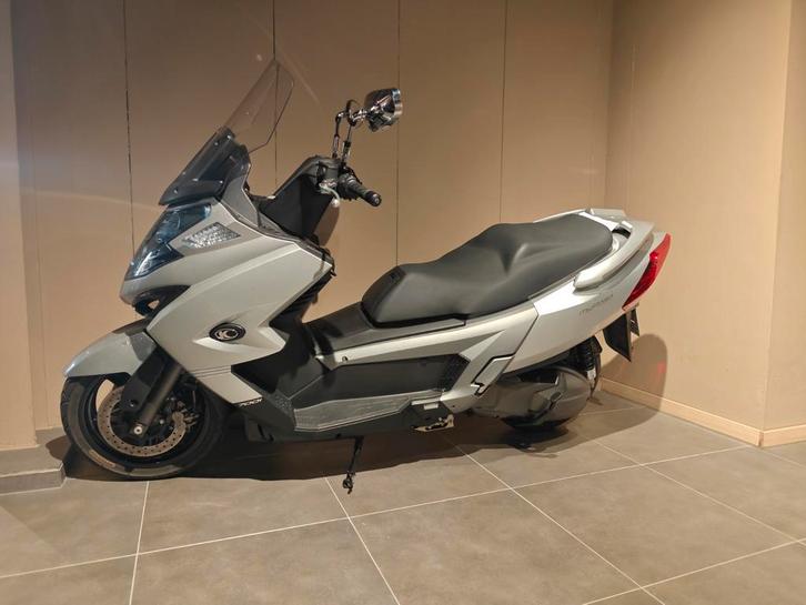 Kymco Myroad 700 !!, Motos, Motos | Marques Autre, Entreprise, Scooter, plus de 35 kW, 2 cylindres, Permis Moto A, ABS, Amortisseurs réglables électroniquement