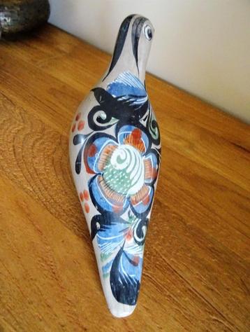 Tonala, oiseau à long cou: couleurs rares. Peint à la main