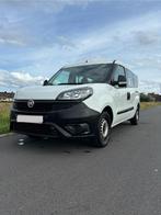 Fiat Doblo Maxi Cargo 2018 Essence, Autos, Camionnettes & Utilitaires, Achat, Euro 6, Boîte manuelle, Noir