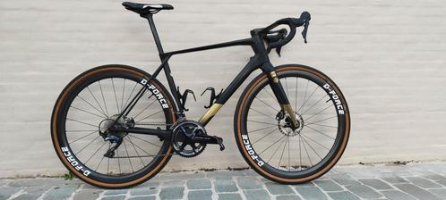 ZEER SNELLE  EN LICHTE GRAVELBIKE RACEFIETS, Fietsen en Brommers, Fietsen | Racefietsen, Zo goed als nieuw, Carbon, Ophalen