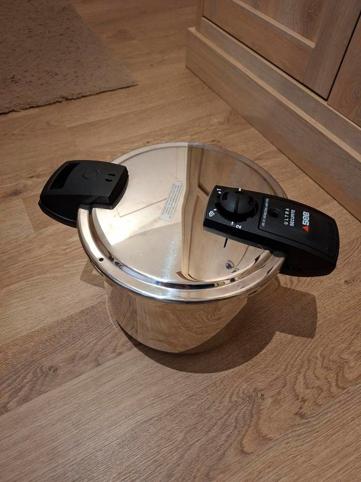 Snelkookpan SEB Ultra Securite type 3206 - Nooit gebruikt, Maison & Meubles, Cuisine | Casseroles & Poêles, Enlèvement