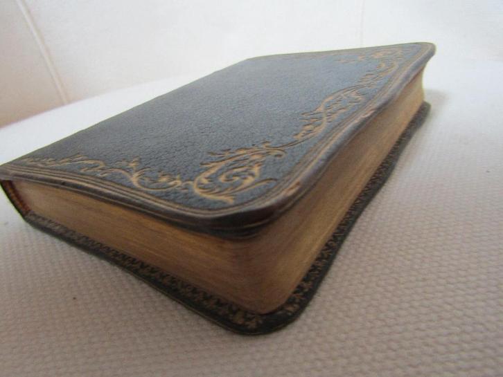 Opmerkelijk missaal van Sint Antonius van Padua: 1900, Antiek en Kunst, Antiek | Religieuze voorwerpen, Ophalen of Verzenden