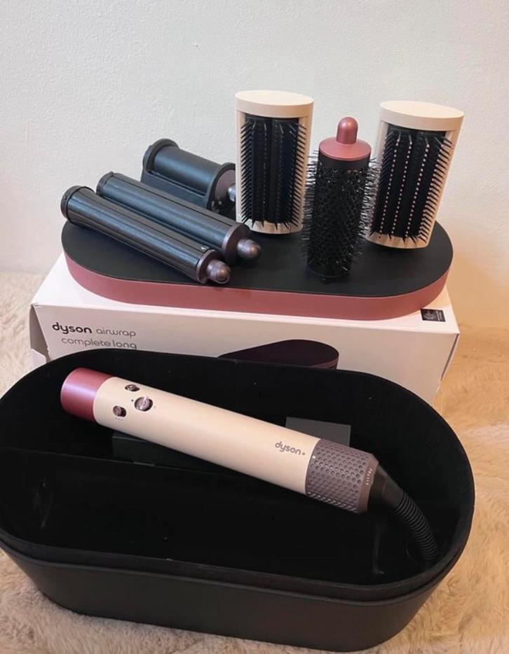 Dyson complete long, Bijoux, Sacs & Beauté, Beauté | Soins des cheveux, Comme neuf, Enlèvement
