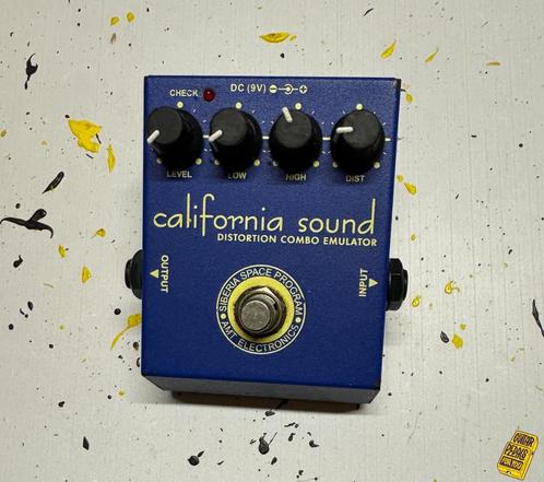 Super Sale - AMT Electronics California Sound Mesa Distort., Muziek en Instrumenten, Effecten, Gebruikt, Distortion, Overdrive of Fuzz