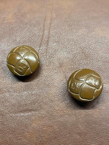 Deux boutons HJ, Enlèvement ou Envoi