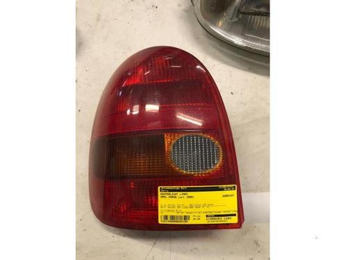 Achterlicht links van een Opel Corsa, Auto-onderdelen, Verlichting, Opel, Gebruikt, 3 maanden garantie, Ophalen of Verzenden