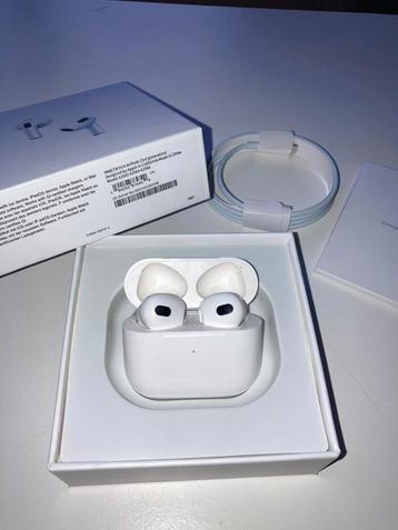 AirPods 3 - Nieuw in blisterverpakkingen! beschikbaar voor biedingen