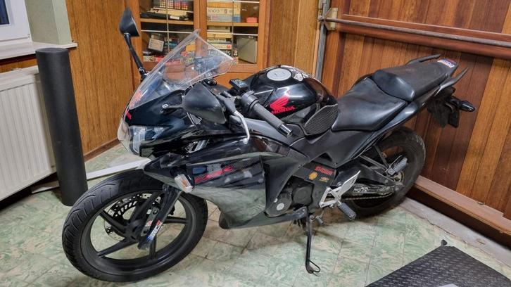 Projectmoto/Onderdelen Honda CBR125R 2015, Motoren, Motoren | Honda, Particulier, Sport, 11 kW of minder, 1 cilinder, Minimaal motorrijbewijs A1