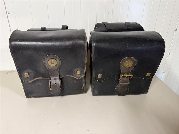 Vintage motorfiets harde leren zadeltassen zijbagage fietsta, Motos, Accessoires | Autre, Comme neuf, Enlèvement ou Envoi