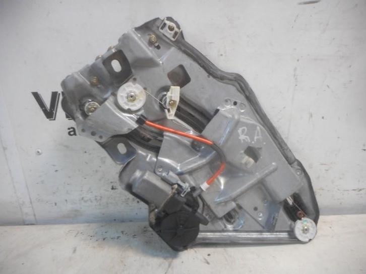 MECANISME DE VITRE ELECTRIQUE ARRIÈRE DROIT 206 CC (2D), Autos : Pièces & Accessoires, Carrosserie & Tôlerie, Peugeot, Arrière