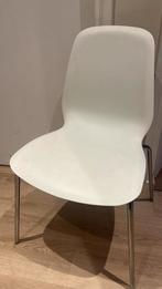 Chaise blanche, Comme neuf, Enlèvement, Deux