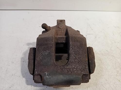 REMKLAUW RECHTS ACHTER Volvo XC90 I (01-2002/12-2014), Auto-onderdelen, Remmen en Aandrijving, Volvo, Gebruikt