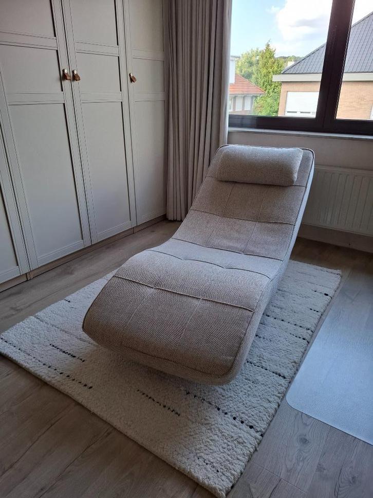 Longchair - Home 24 - Fredriks Ligfauteuil Long Island, Huis en Inrichting, Zetels | Zetels en Chaises Longues, Zo goed als nieuw