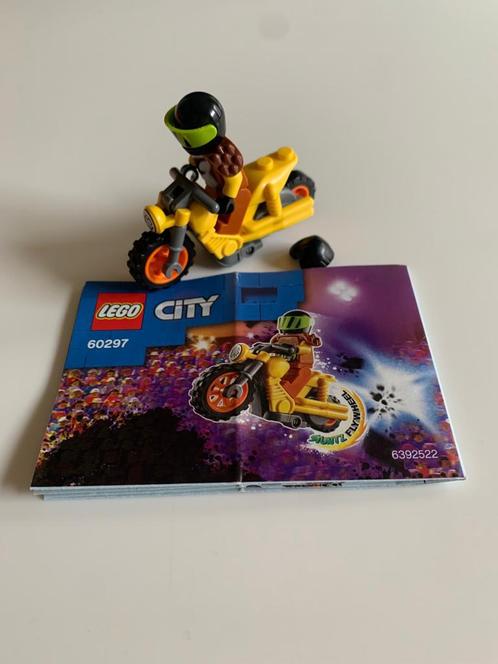 Lego City : Démolition du vélo de cascade Stuntz