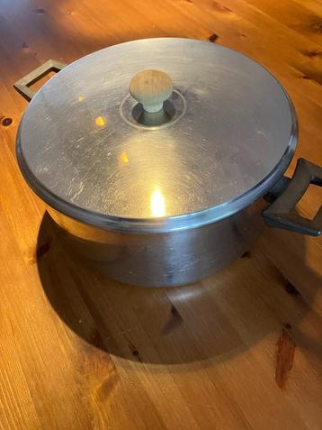 Ovenschotel beschikbaar voor biedingen