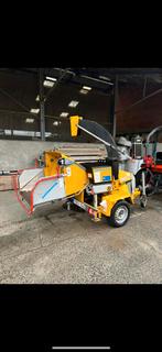 Hakselaar schliesing 200 mx, Ophalen