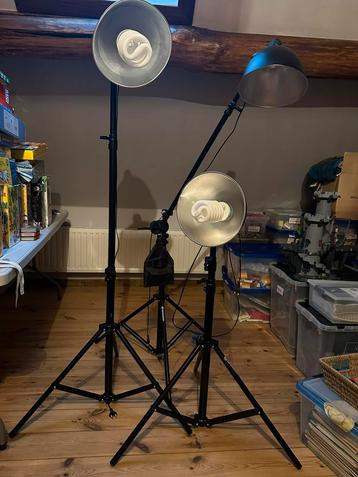 3 Bresser fotostudio lampstatieven  (spiraalgloeilampen) beschikbaar voor biedingen