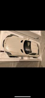 Mercedes SLS AMG , schaal 1/12, Hobby en Vrije tijd, Modelauto's | 1:5 tot 1:12, Nieuw, 1:9 t/m 1:12, Ophalen