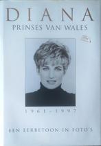 Britse Koningshuis x 2, Boeken, Ophalen of Verzenden