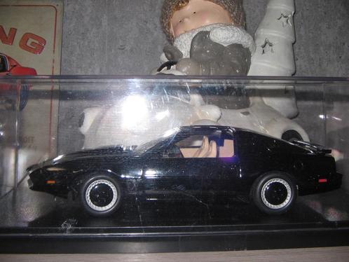 bekende tv auto's op 1/18, Hobby en Vrije tijd, Modelauto's | 1:18, Nieuw, Auto, Overige merken, Ophalen of Verzenden