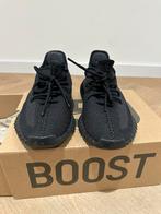 Yeezy boost 350 V2 zwart maat 42,5, Kleding | Heren, Schoenen, Ophalen, Zwart, Zo goed als nieuw, Sneakers