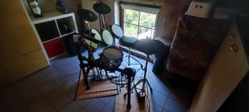 Millenium MPS-850 e-drumset + MDT4-stoel — Zo goed als nieuw beschikbaar voor biedingen