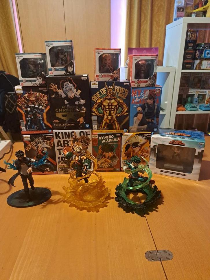 Hoop my hero academia/demon slayer figuren, Verzamelen, Poppetjes en Figuurtjes, Zo goed als nieuw, Ophalen