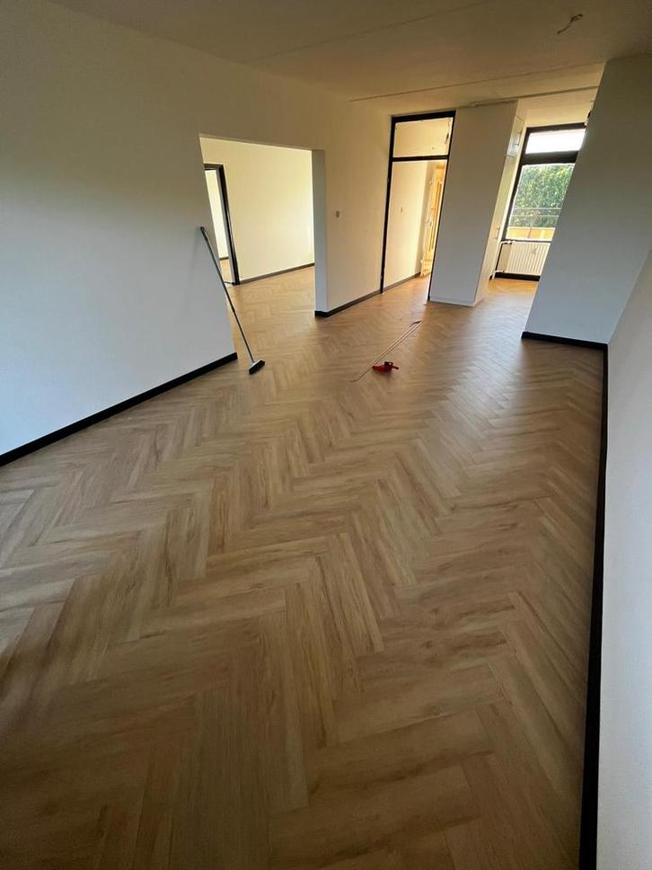 Vloerleggen met spoed‼️ Laminaat/ PVC, Doe-het-zelf en Bouw, Vloerdelen en Plavuizen, Nieuw, Laminaat, Overige materialen, 10 m² of meer