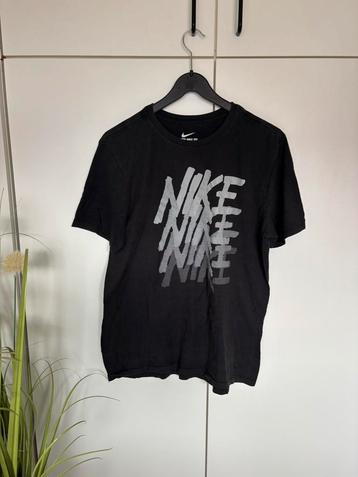 Nike T-shirt – Maat L –  Washed Zwart met Grijze Print beschikbaar voor biedingen