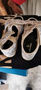 Oma schoen(pantoffels) met handige velkro,, Comme neuf, Enlèvement ou Envoi
