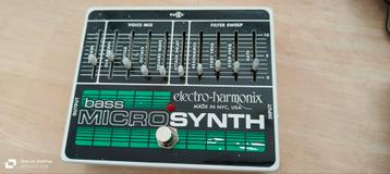 EHX bass micro Synth