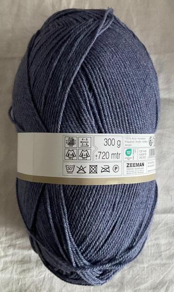 Acrylgaren XL nieuw beschikbaar voor biedingen