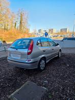 Nissan Almera Tino 1.8 Benzine euro 4, Auto's, Testrit aan huis, 1789 cc, 4 cilinders, Bedrijf