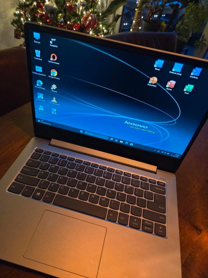 Lenovo Ideapad 3 15isk/i3 8250U/8 Go DDR4/256 Go, Informatique & Logiciels, Ordinateurs portables Windows, Utilisé, 14 pouces