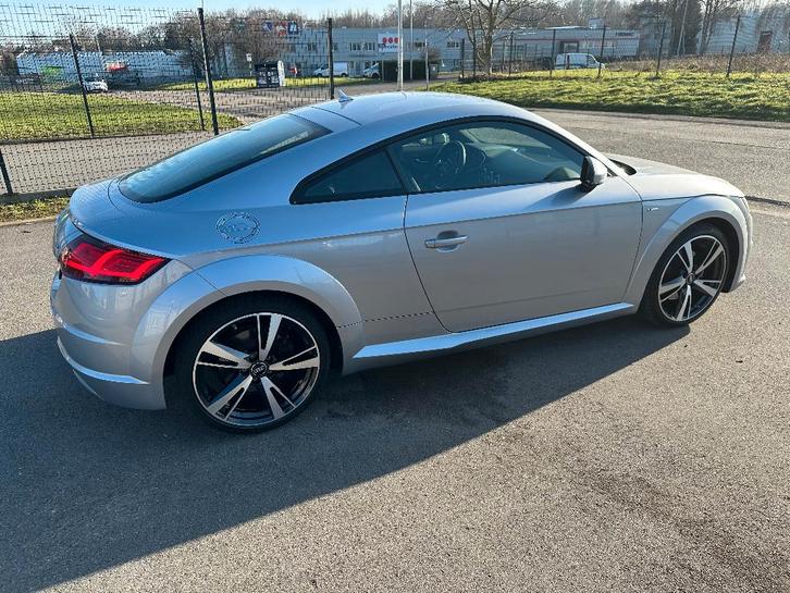 AUDI  > >  TT  > >  230cv  > >  45.000km  >  1  PROPRIETAIRE, Autos, Audi, Particulier, TT, Essence, Euro 6, Coupé, 2 portes, Boîte manuelle