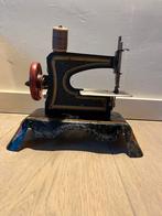 Kindernaaimachine Pikekoud vintage tot antiek, Ophalen