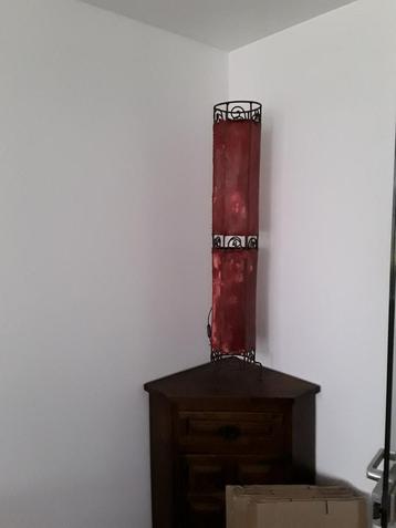 Oosterse lamp beschikbaar voor biedingen