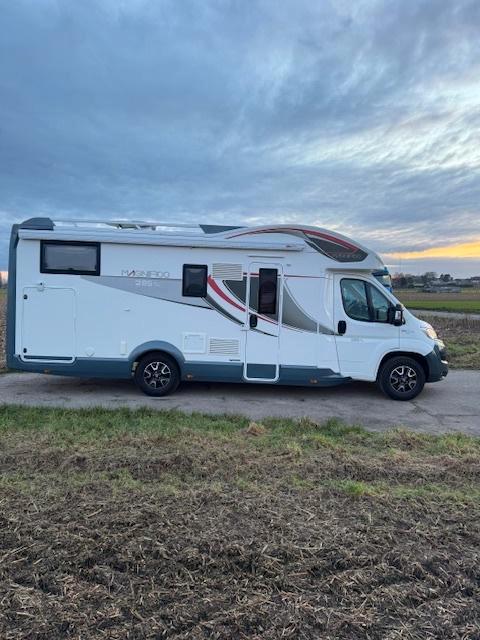 Roller Team "Magnifico 285 TL", Caravans en Kamperen, Mobilhomes, Particulier, tot en met 5, Half-integraal, Fiat, Fiat, Diesel