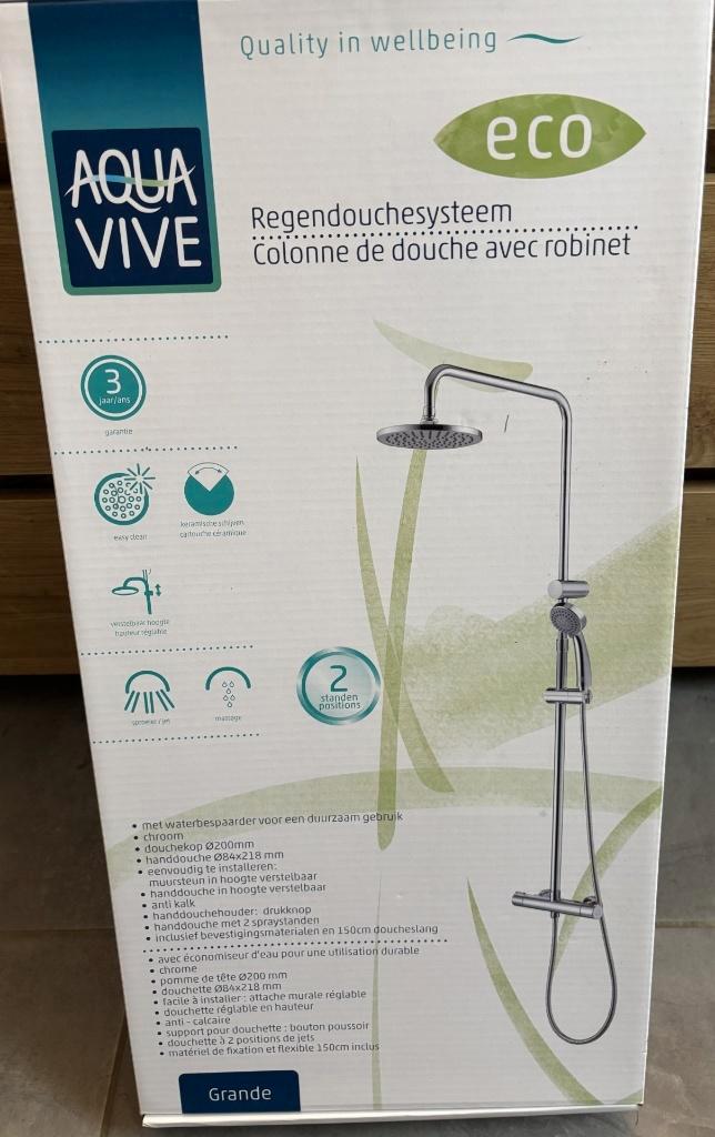 Colonne de douche + robinet Aquavive (NEUVE!), Doe-het-zelf en Bouw, Sanitair, Nieuw, Douche, Chroom, Ophalen