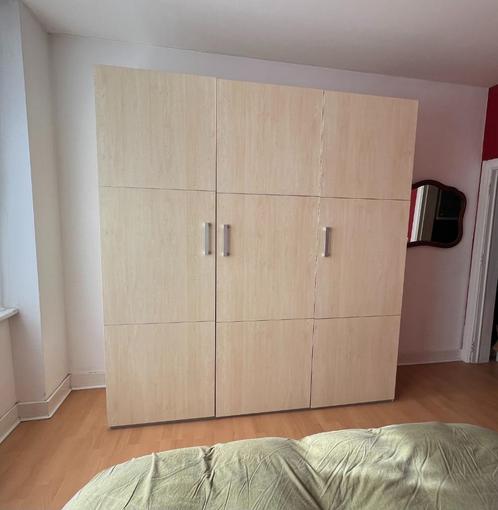 Kleerkast 185 kleerkast 223,5 B   x  239,5 H  x  58,2 D, Huis en Inrichting, Kasten | Kleerkasten, Zo goed als nieuw, 200 cm of meer
