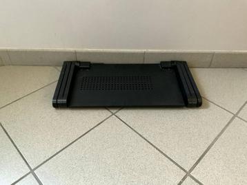 Zwarte Laptopstandaard met Ventilatiegaten beschikbaar voor biedingen